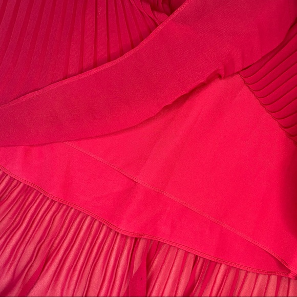 BCBGeneration Accordion Pleat Chiffon A-line Skirt - Picture 4 of 6